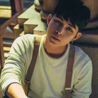 Jun ( bạn thân Huy )