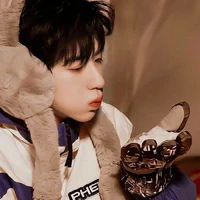 Hạ Tuấn Lâm-🐰