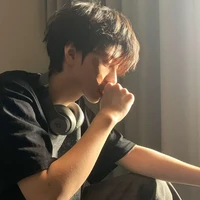 Dạ Hoàng Kim Ngưu