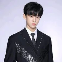 Trần Thiên Nhuận*Bát Thiếu Gia*