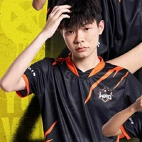 Dolphin-Phạm Nguyễn Thanh Nhã