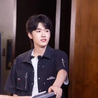 Tống Á Hiên - cậu