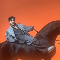 นินฮิน- NinHin :)