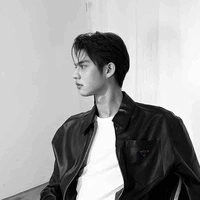 Bright vachiwarit chivaaree(anh)