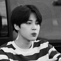 Park Jimin - , Y, bạn thân của cậu