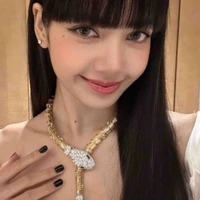 Lisa [em gái của jisoo]