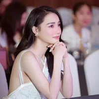 Nhã Phương (mẹ Ngân)