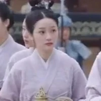 cung nữ 1