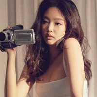 Kim Jennie - Em