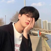 Dịch Dương Thiên Hành