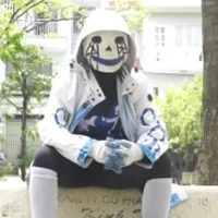 404