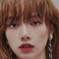 Lalisa Manoban [ nàng ]