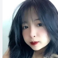 Phan Hoàng Vy ( Lylias Lavender )