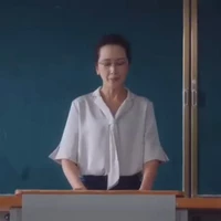 Cô chủ nhiệm -1