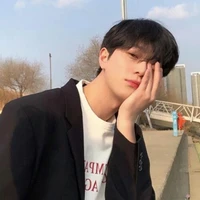 Vương Trần [ Anh họ Băng ]