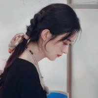 Triệu Lệ Dĩnh  /Chủ Nhiệm 10A1/