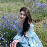 Hoàng Kim Ngân " bff nữ 9"