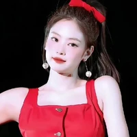 kim jennie(jennie- bạn thân rose)