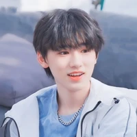 Tống Á Hiên