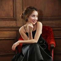 Nhã Phương [ Mẹ Ngân + Vinh ]