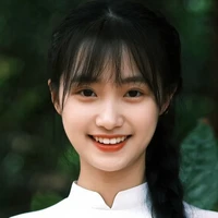 Ngọc Hân dưới 20 tuổi