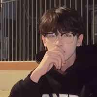 Việt Luân Kim Ngưu ¹⁹