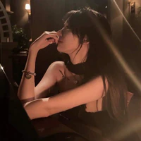 Hạ Lâm Anh | chị 2 cậu |