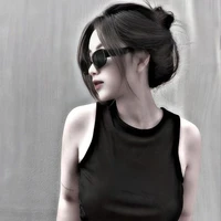 Lưu Hạ Hạ (mẹ anh)