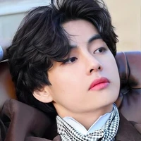 Kim Taehyung - Kim tổng ( hắn )