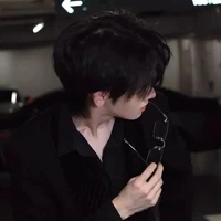 Trần Nguyễn Gia Long_na9