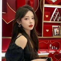 Hạ Tuyết Hân_cô