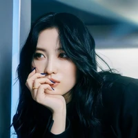 Hirai Momo [ Cô ]