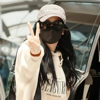 BÀ TÁC GIẢ CHẢNH CHỌE:)