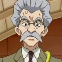 Hiệu trưởng Shinoda