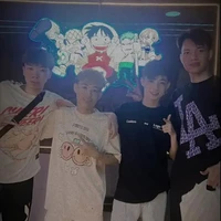cả nhóm