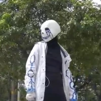 404