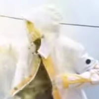 707