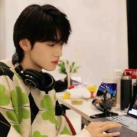 •Tống Á Hiên