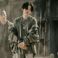 Yoongi { ba của ba nàng  }
