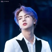 Kim Seok Jin { mẹ cô }