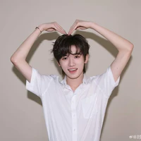 Tống Á Hiên🐳