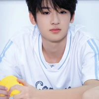 Trương Tuấn Hào 