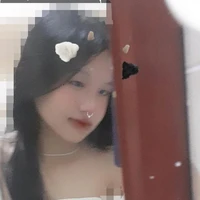 Selena🙆‍♀️🌷( ả tg siu xinh gáiii )
