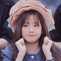 Kim Jisoo ( chị năm )