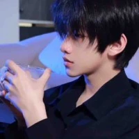 Lục Trần Minh Long(Na9)
