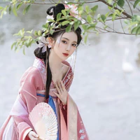 Hoàng Hậu