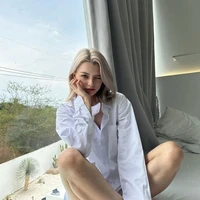 Becky Armstrong (Nàng)