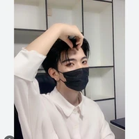 Hoàng Nhân Mã/Saggi.LB