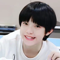 Trương Trạch Vũ | còn nhỏ |