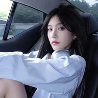 Vương Dịch - tiểu Vương